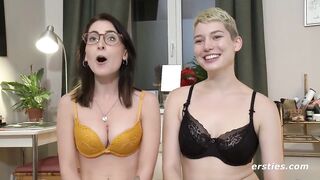 Ersties - Erste Analsex-Erfahrung mit Lia und Birgit