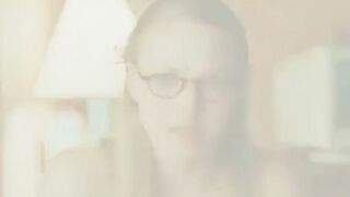 Megan Fox & Amanda Seyfried FULL LESBIAN SCENE