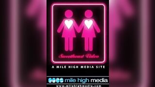 Big Tit Lesbian MILFs Fuck and Scissor til Orgasm