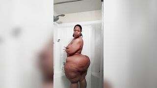 SSBBW Shower Playtime