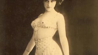 The Wonderful World Of Vintage Pornography, Lesbians