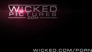 Wicked - Asa Akira loves licking ass