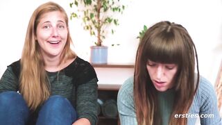 Ersties: Zwei sexy Saarlï¿½nderinnen haben sinnlichen Lesben-Sex