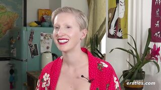 Ersties - Kinky Veronica B steht auf Latex und BDSM