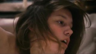 Adèle Exarchopoulos and Léa Seydoux lesbian scene