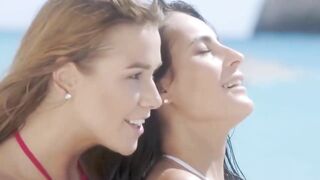 two best friends let loose on vacation cumshot american