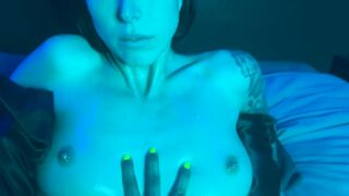 Giving my girlfriend an erotic massage (for the ASMR lovers)