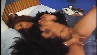 Ebony Whores Tongue Fucking And Squirting