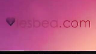 DaneJones Female orgasms from oral sex