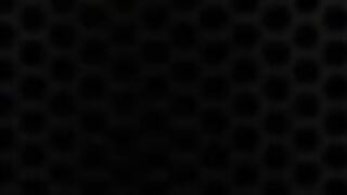 Milf Julia Ann plays with Siri's Big Booty!