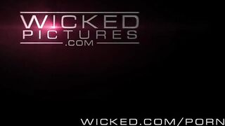 Wicked - Kleio Valentien gets her clit sucked