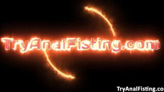 Lesbo teeny gaping ass close-ups and upside down ass-fisting (Alisya Gapes, Alysa Gap)