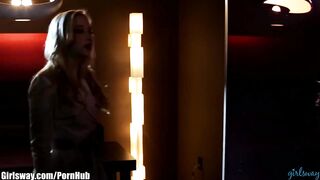 Naive Call Girl is seduced by Lesbian Executive Girlsway