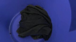 wet pissing girls toying en fisting on balcony