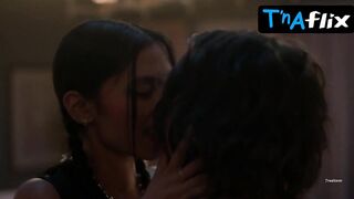 Tara Raani Lesbian, Underwear Scene in Grown-Ish