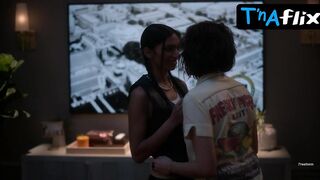 Tara Raani Lesbian, Underwear Scene in Grown-Ish