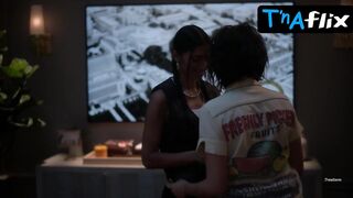 Tara Raani Lesbian, Underwear Scene in Grown-Ish
