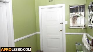 Amateur African babe Chidinma massaging her ebony lesbian clients pussy