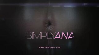 Hot Lesbians Love Ass Play