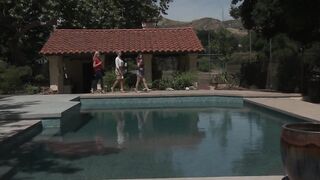 LesbianHouseHunters15 S01 RyanKeely Anya Olsen - Ryan Keely