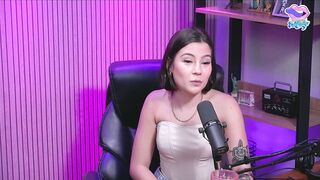 Ficou peladinha no estúdio