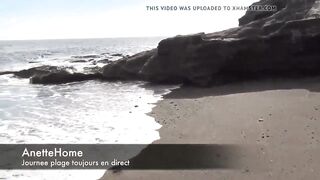 copines lesbiennes a la plage en cam direct 