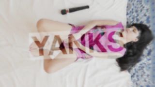 Lesbians Amber And Anna Masturbating