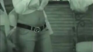 the best non nude lesbian lap dance