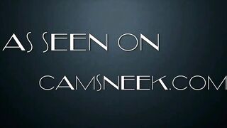 sexy lesbian teen sucks her girlfriend's pussy on cam