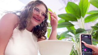 HAVING MY FRIEND CONTROLLING ME WITH LUSH IS MY FAVORITE PLAN!!