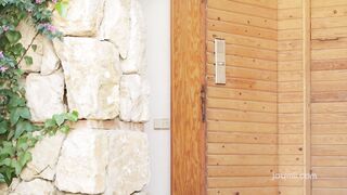 Two Beautiful Creatures - Stella Cox (Carolina Abril)