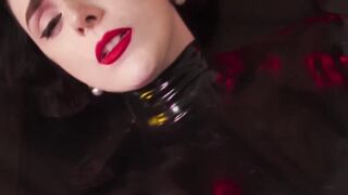 Latex Vacuum Bed Games