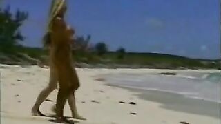 Big Tits Lesbians Meet At The Beach