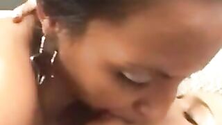 Kissing Lesbians part1