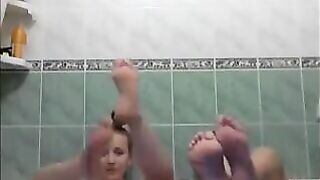 Kinky College Coeds Take A Bath