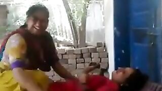 Desi non nude lesbos