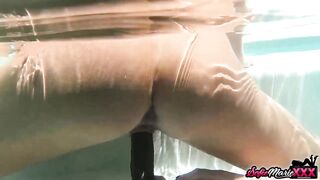 Blonde Babe Enjoys Underwater Hot Oral