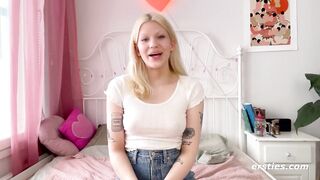 Ersties - Hot Babe Lizzy Loves When People Watch Her Masturbate