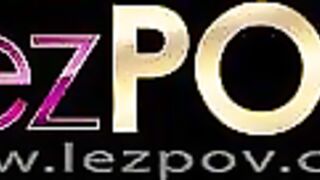 Lesbian private investigator doesn't give up her secrets easily