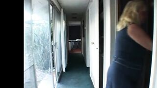 Old women taste young pussies (part 1)