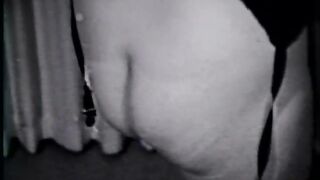 Lesbian Peepshow Loops 24 50s to 70s - Scene 4