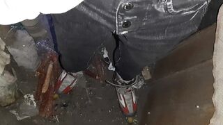 I jerked off my trainer's hairy pussy during a roller skating session - IkaSmokS