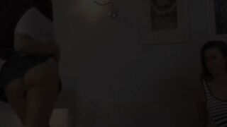 Analfingering mature eats schoolgirls pussy