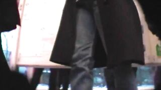 Zwei Maedchen zu Hause heimlich gefilmt