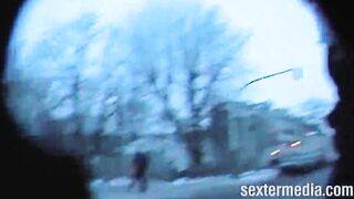 Zwei Maedchen zu Hause heimlich gefilmt