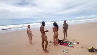 Fucking the hottie on the beach with everyone watching