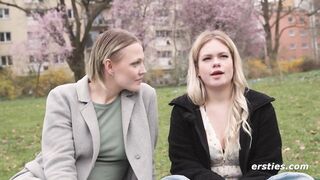 Ersties - Nina C und Emma K haben Analsex mit einem Strapon.