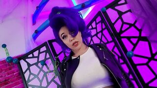 SLUG-O-BOTS VS. SLURM DUMP - CHOOSE YOUR FIGHTER - Leela Futurama Cosplay