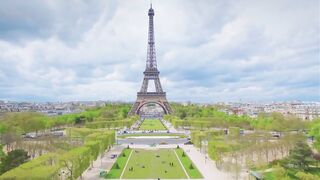 Anal sex in the garden of the house