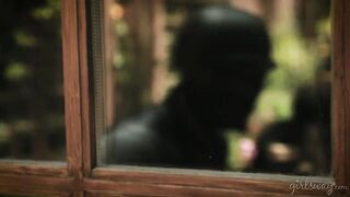 Lesbian UFO Hunters P2